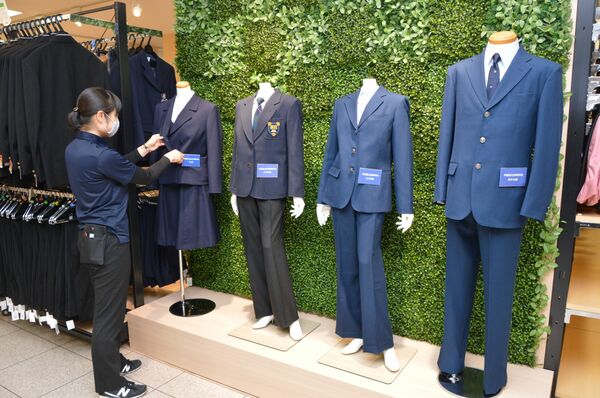 女子制服にスラックス導入広がる 県立高６割 換気での寒さも要因に 県内主要 社会 下野新聞 Soon ニュース 下野新聞 Soon スーン