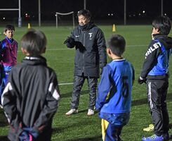 小学生に技を伝授 栃木出身Jリーガー2人 小山|スポーツ|下野新聞