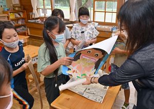 午前で終わりは寂しいけど 日光市の小中学校で新学期 動画 県内主要 社会 地域の話題 動画 下野新聞 Soon ニュース 下野新聞 Soon スーン