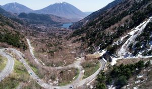 日光 金精道路が開通 快晴下 70台の車列 動画 地域の話題 動画 県内主要 下野新聞 Soon ニュース 下野新聞 Soon スーン 日光 金精道路が開通 快晴下 70台の車列 動画 地域の話題 動画 県内主要 下野新聞 Soon ニュース 下野新聞 Soon スーン