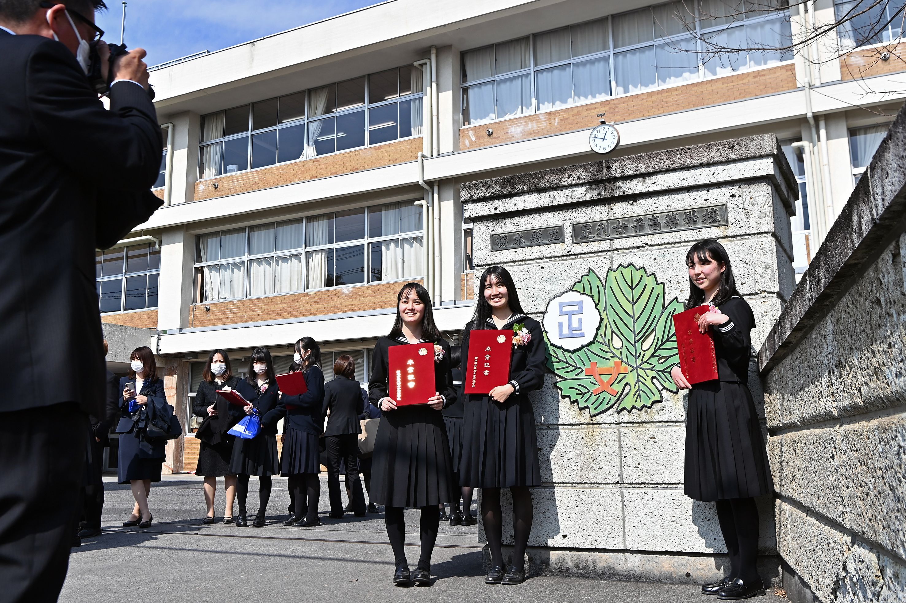 足利女子高 最後の卒業式|WEB写真館 ニュース|WEB写真館|下野新聞 SOON(スーン) 足利女子高 最後の卒業式|WEB写真館 ニュース|WEB写真館|下野新聞 SOON(スーン)