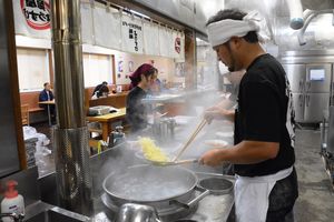 台風19号 人気ラーメン店 麺屋ようすけ 再開 佐野 多くのファンでにぎわう 地域の話題 県内主要 下野新聞 Soon ニュース 台風19号 下野新聞 Soon スーン