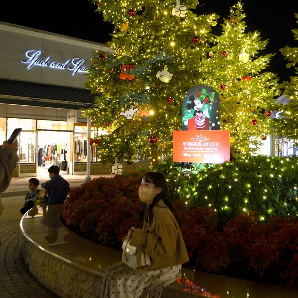 ミッキーやプリンセスも 佐野アウトレットでイルミネーション 動画 地域の話題 県内主要 動画 下野新聞 Soon ニュース イルミネーションinとちぎ 下野新聞 Soon スーン