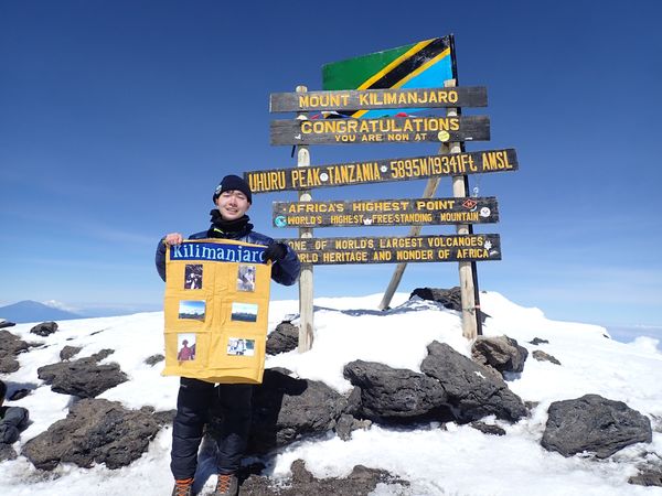 那須雪崩事故 約束のキリマンジャロ 亡き先輩と 一緒に 登頂 元大田原高山岳部長の三輪浦さん 社会 県内主要 下野新聞 Soon ニュース 下野新聞 Soon スーン