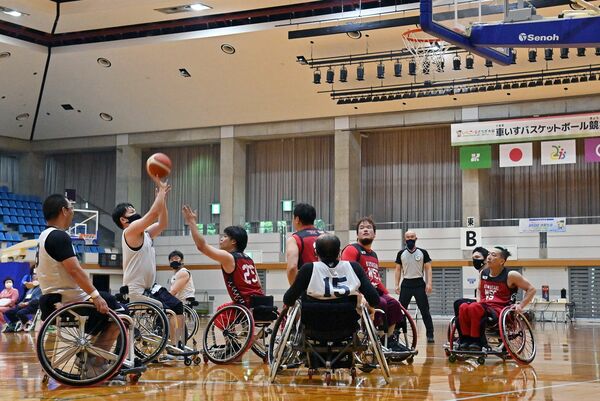 障スポリハ 車いすバスケ Web写真館 いちご一会とちぎ国体 とちぎ大会 Web写真館 下野新聞 Soon スーン