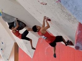 スポーツクライミング 楢崎智亜選手 楽しい挑戦見つけて スポーツ 県内主要 先輩からのエール とちぎ青春譜 下野新聞 Soon スーン