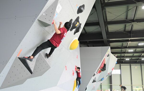 壬生に学生クライマー集結 とちぎ国体リハーサル兼ねて熱戦 県内主要 地域の話題 スポーツ 下野新聞 Soon ニュース いちご一会とちぎ国体 とちぎ大会 下野新聞 Soon スーン