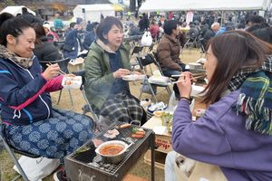 とちぎ和牛を堪能 ８日まで 食肉まつり 宇都宮 社会 地域の話題 県内主要 下野新聞 Soon ニュース 下野新聞 Soon スーン