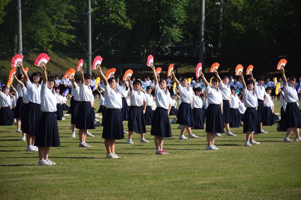 半世紀続く伝統の舞 華麗に 真岡女子高で生徒0人 荒城の月 動画 地域の話題 動画 県内主要 下野新聞 Soon ニュース 下野新聞 Soon スーン