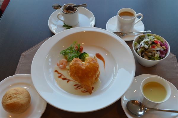 満足ランチ レストラン アルシオーネ 非日常空間で華やか料理 とちぎフードコート とちぎフードコート特集 下野新聞 Soon スーン