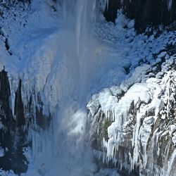 奥日光 華厳の滝も一部凍結 大寒で栃木県内厳しい冷え込み 動画 動画 地域の話題 県内主要 下野新聞 Soon ニュース 下野新聞 Soon スーン