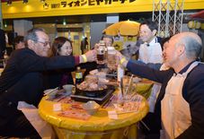 移動式ビアガーデン登場 30日までイベント 宇都宮 経済 県内主要 下野新聞 Soon ニュース 下野新聞 Soon スーン