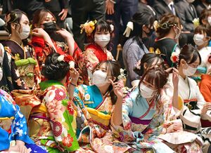 晴れの日ようやく 真岡市で10カ月遅れの成人式 動画 県内主要 社会 地域の話題 動画 下野新聞 Soon ニュース 下野新聞 Soon スーン