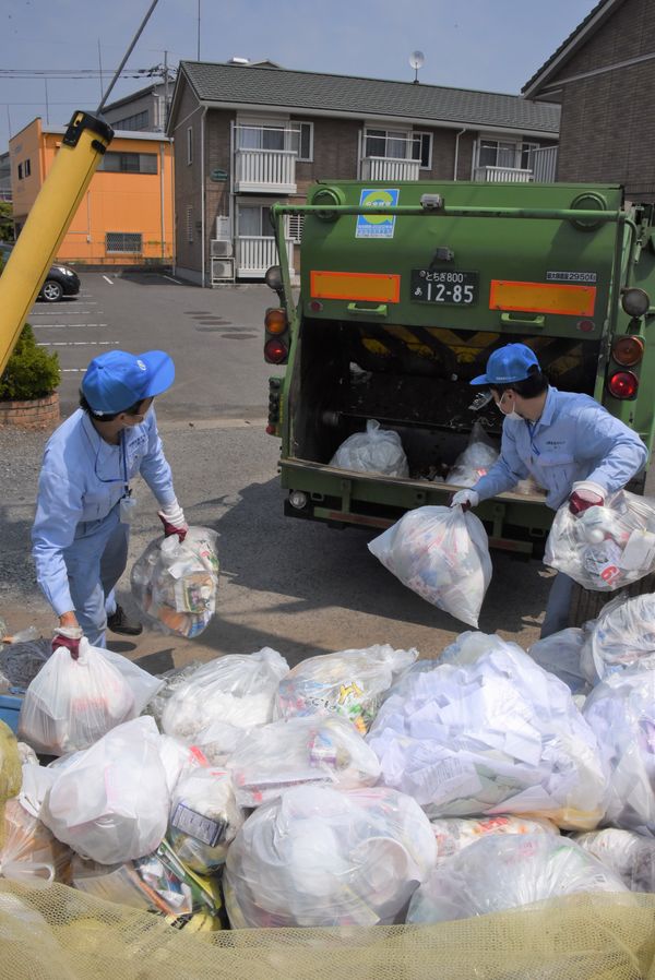 コロナ禍の生活 守るのが使命 運送 ごみ収集 消毒 県内主要 社会 経済 下野新聞 Soon ニュース 新型肺炎 Covid19 下野新聞 Soon スーン