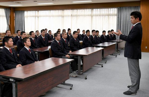 選ばれるか まで来たのもチーム力 佐野日大 選抜惜しくも届かず 県内主要 スポーツ 下野新聞 Soon ニュース 栃木高校野球 下野新聞 Soon スーン