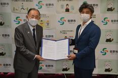 解体現場の足場倒壊 栃木県内 突風被害 瓦落下 ビニールハウス変形も 社会 県内主要 下野新聞 Soon ニュース 下野新聞 Soon スーン