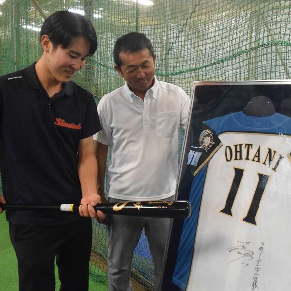 球宴 大谷翔平の活躍期待 日ハム時代 ｃｍ共演者ら 多くの人の励みに スポーツ 社会 県内主要 下野新聞 Soon ニュース 下野新聞 Soon スーン