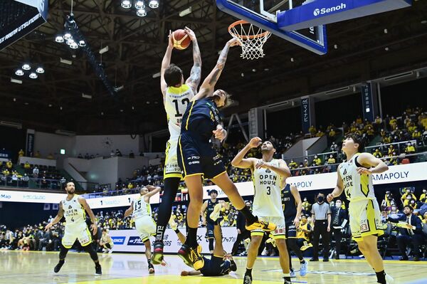 ブレックス開幕白星ならず 群馬に69 75で競り負け スポーツ 県内主要 下野新聞 Soon ニュース 宇都宮ブレックス特集 下野新聞 Soon スーン