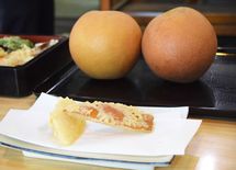 新たな名物！？「梨の天ぷら」　日光例幣使そば街道推進協で…