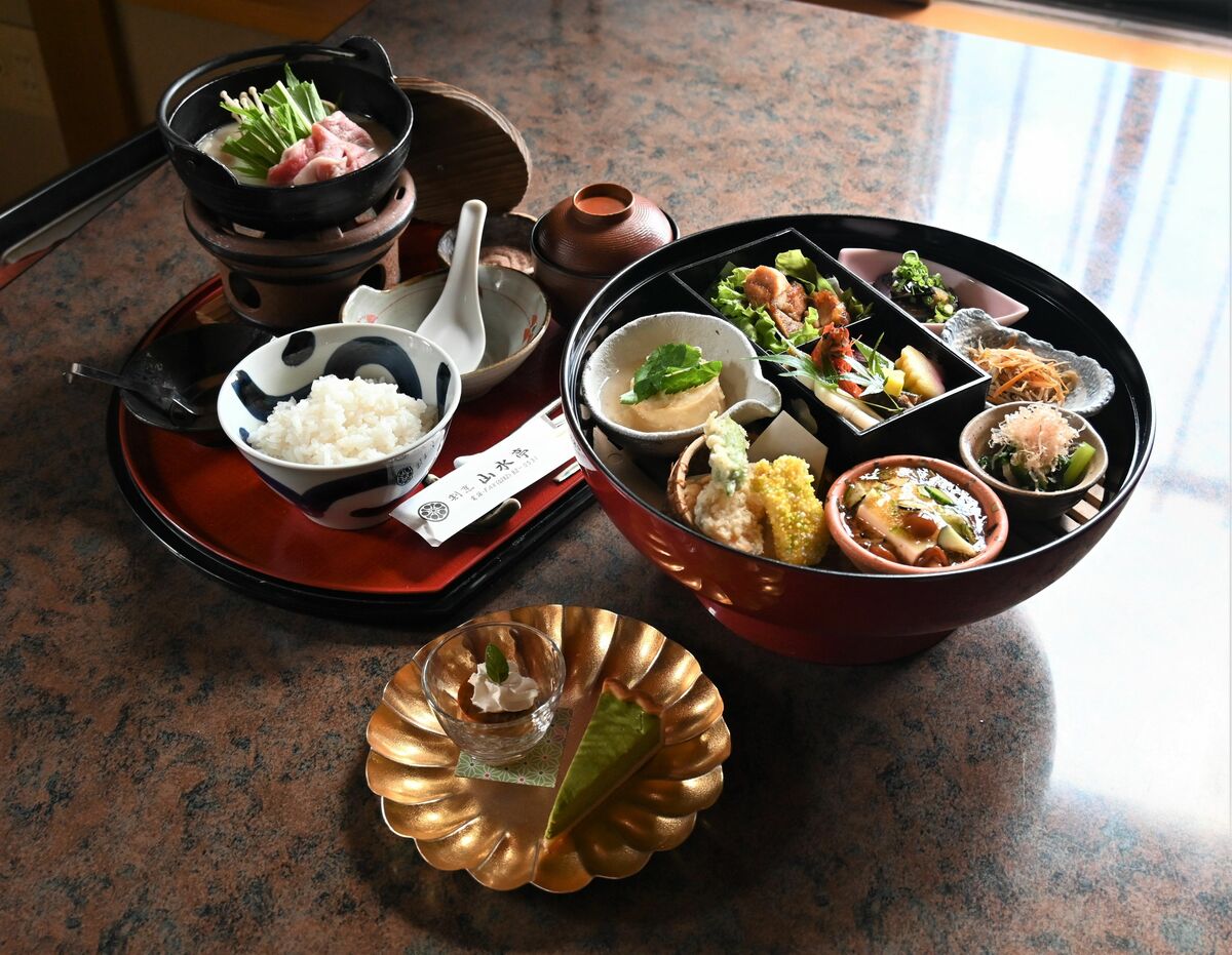 推しの逸品 藩主の献立 豪華に再現 壬生大名御膳 割烹 山水亭 壬生 とちぎフードコート とちぎフードコート特集 下野新聞 Soon スーン