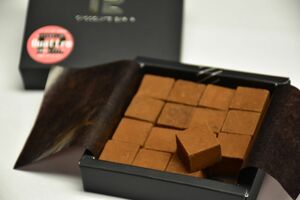 グルメ探訪 生チョコと洋酒コラボ ｑｕａｔｔｒｏ クアトロ ｃｈｏｃｏｌａｔｅ ｂａｒ ｒ 栃木 とちぎフードコート とちぎフードコート特集 下野新聞 Soon スーン