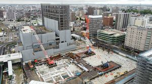 街開き まで１年半 ｊｒ宇都宮駅東口整備 複合施設など工事進む 地域の話題 下野新聞 Soon ニュース 下野新聞 Soon スーン