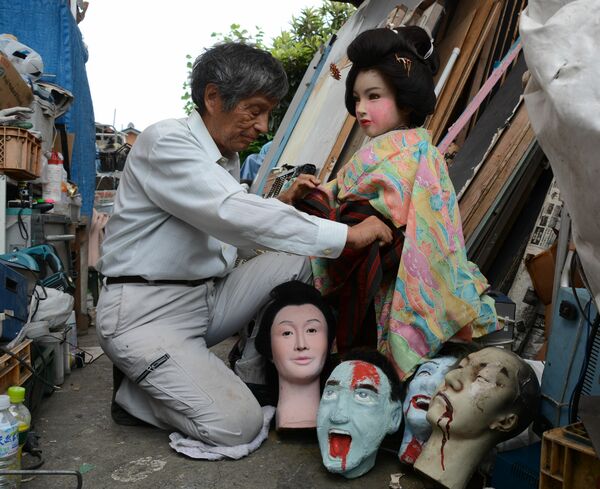 恐怖度アップで恩返し お化け屋敷の準備着々 栃木県内各地から着物の寄付 火災被害の佐野 丸山工芸社 社会 県内主要 下野新聞 Soon ニュース 下野新聞 Soon スーン